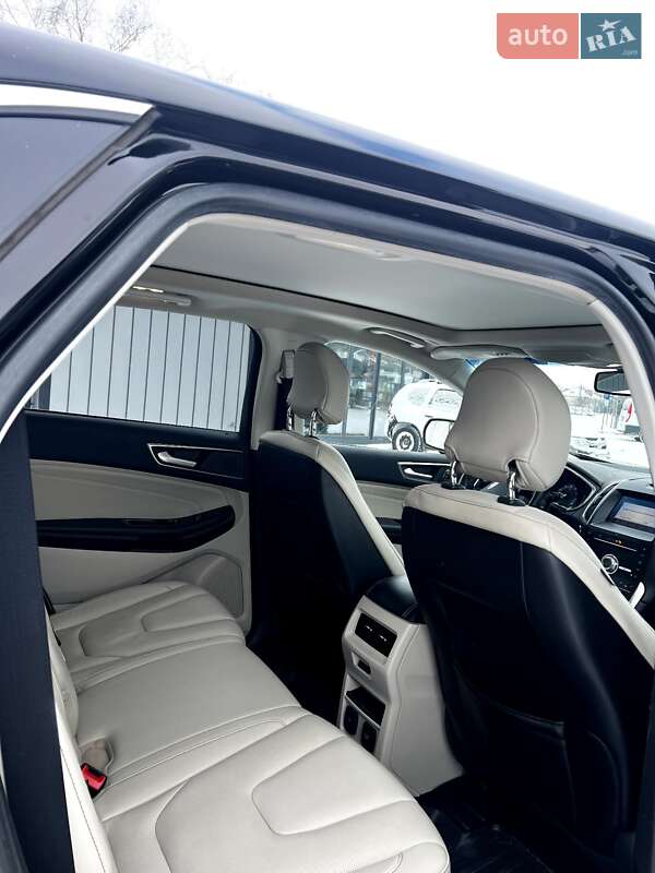 Внедорожник / Кроссовер Ford Edge 2019 в Владимире