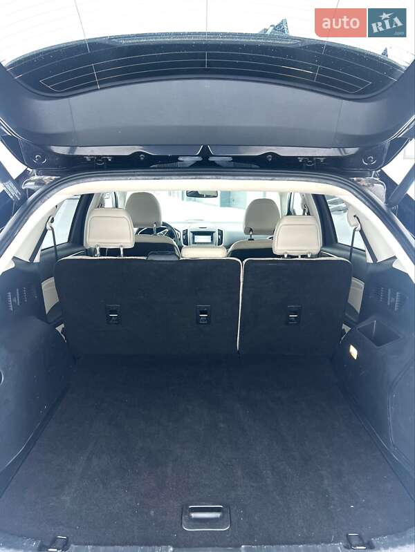 Внедорожник / Кроссовер Ford Edge 2019 в Владимире