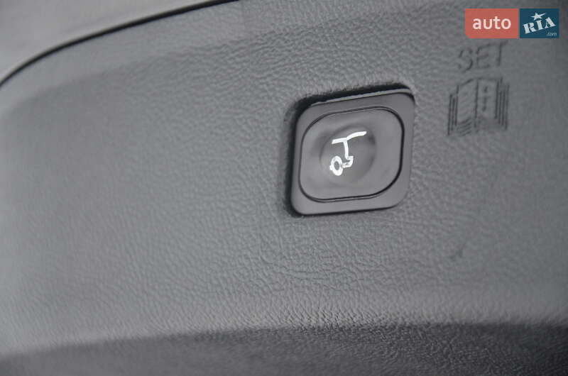 Внедорожник / Кроссовер Ford Edge 2019 в Трускавце