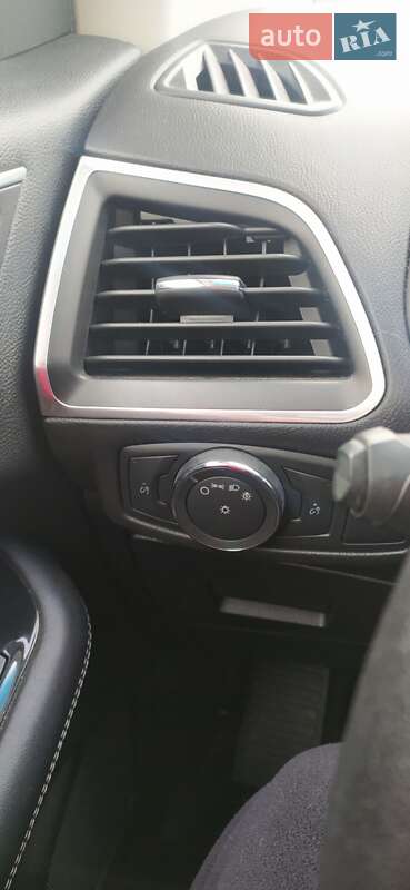 Позашляховик / Кросовер Ford Edge 2016 в Шепетівці