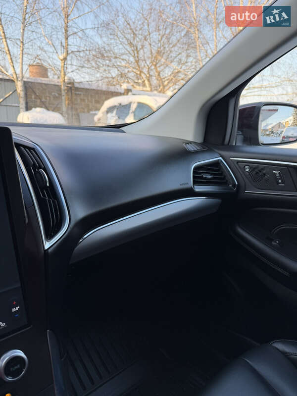 Позашляховик / Кросовер Ford Edge 2021 в Дубні