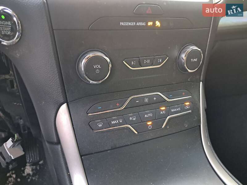 Позашляховик / Кросовер Ford Edge 2019 в Рівному