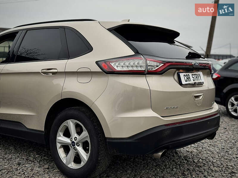 Позашляховик / Кросовер Ford Edge 2017 в Стрию