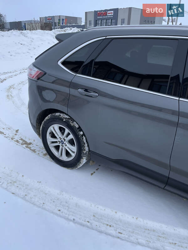 Позашляховик / Кросовер Ford Edge 2019 в Радехові
