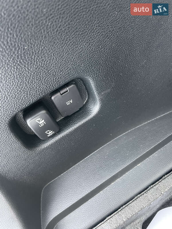 Позашляховик / Кросовер Ford Edge 2019 в Радехові