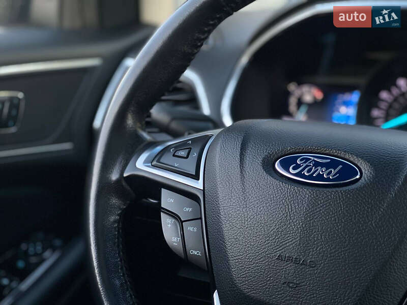 Позашляховик / Кросовер Ford Edge 2016 в Львові