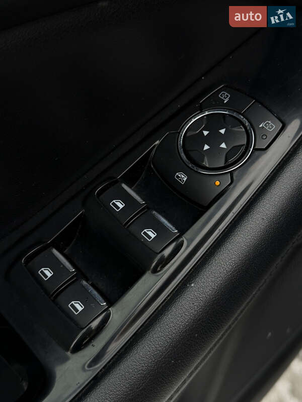 Позашляховик / Кросовер Ford Edge 2015 в Києві