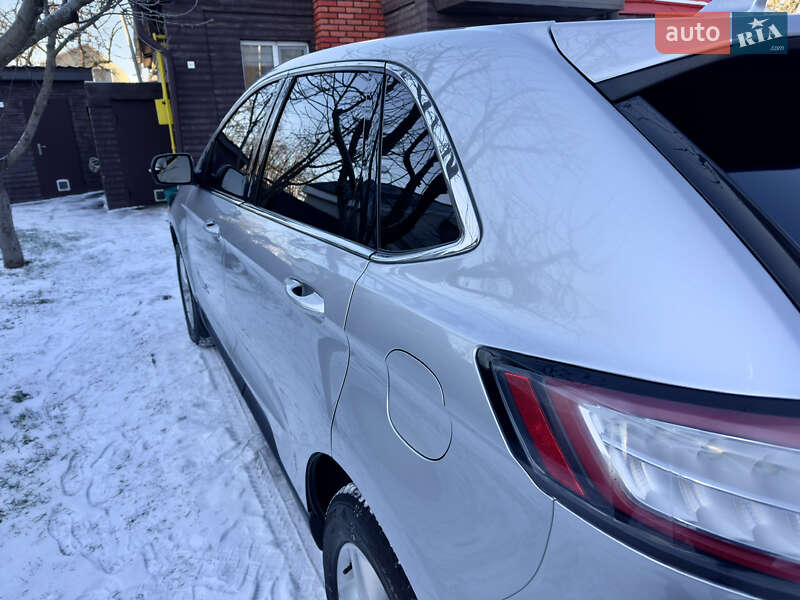 Позашляховик / Кросовер Ford Edge 2017 в Кременчуці