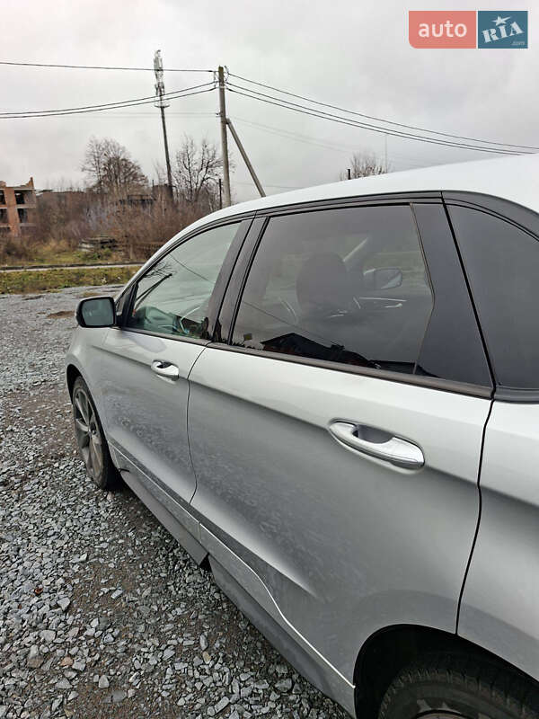 Внедорожник / Кроссовер Ford Edge 2017 в Ровно