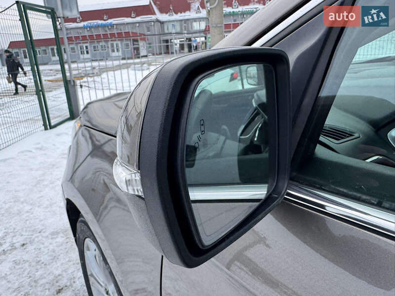 Внедорожник / Кроссовер Ford Edge 2019 в Киеве