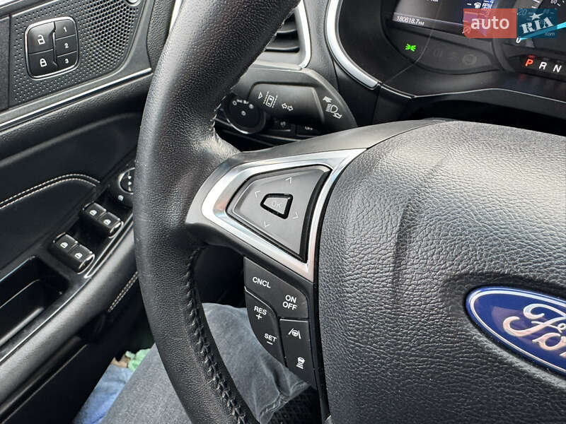 Внедорожник / Кроссовер Ford Edge 2019 в Киеве