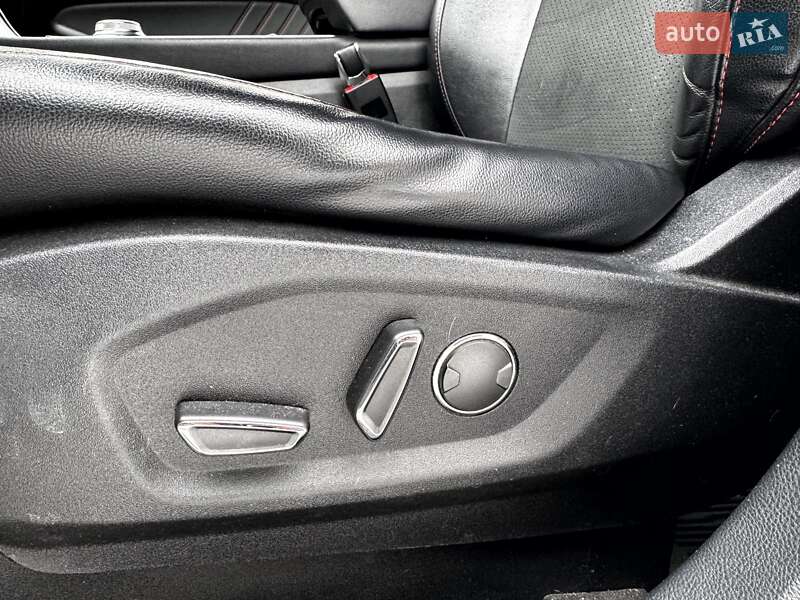 Внедорожник / Кроссовер Ford Edge 2019 в Киеве