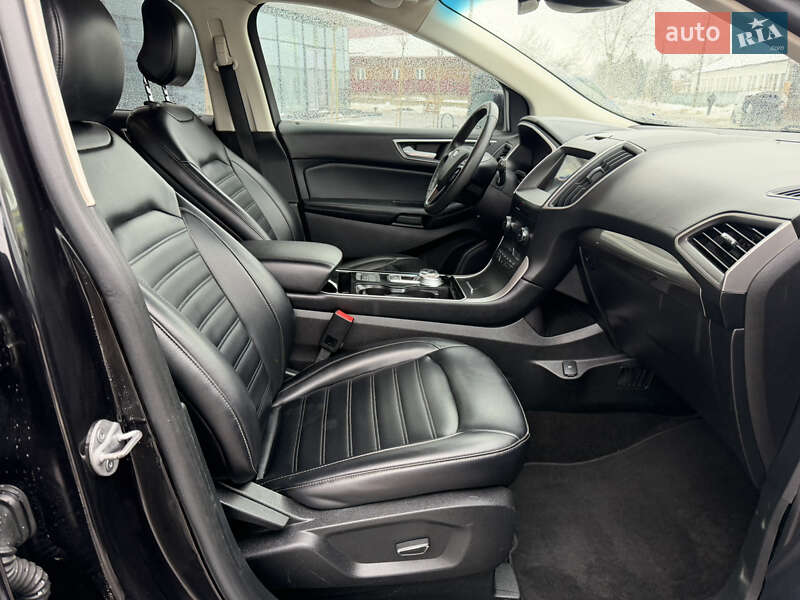 Внедорожник / Кроссовер Ford Edge 2019 в Дубно