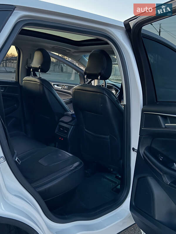 Внедорожник / Кроссовер Ford Edge 2016 в Днепре