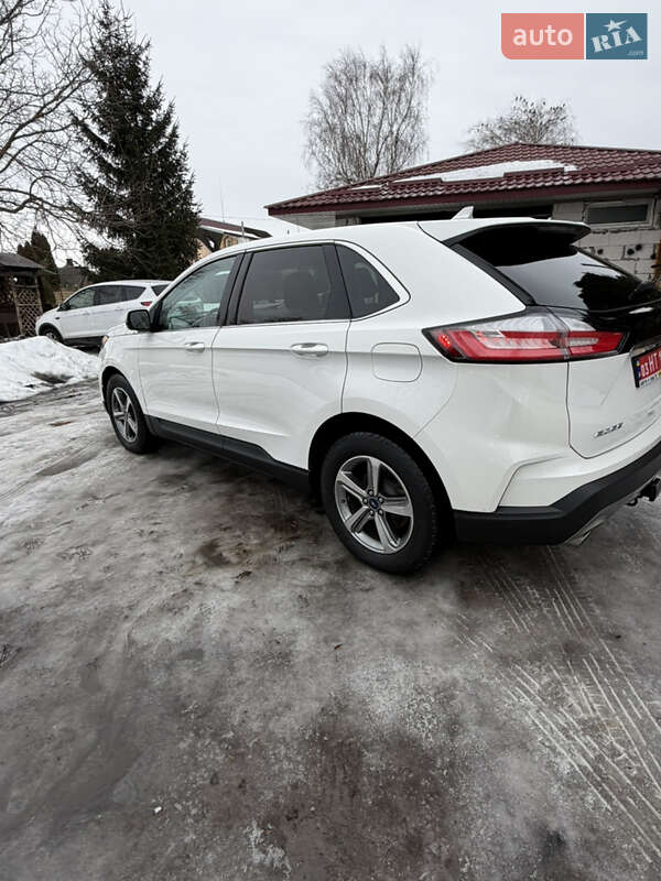 Внедорожник / Кроссовер Ford Edge 2020 в Дубно