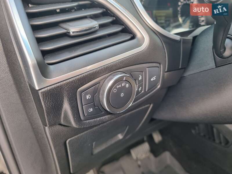 Позашляховик / Кросовер Ford Edge 2016 в Чернігові
