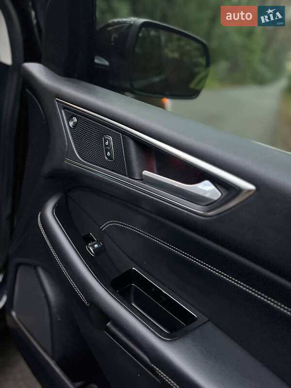 Внедорожник / Кроссовер Ford Edge 2019 в Киеве