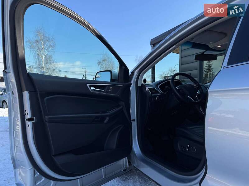 Позашляховик / Кросовер Ford Edge 2017 в Рівному