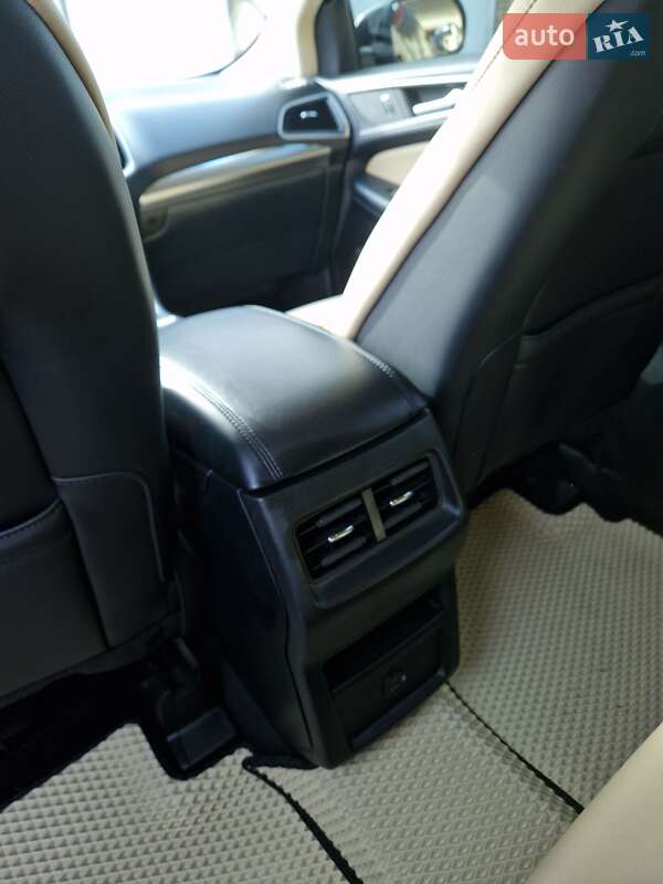 Внедорожник / Кроссовер Ford Edge 2022 в Могилев-Подольске