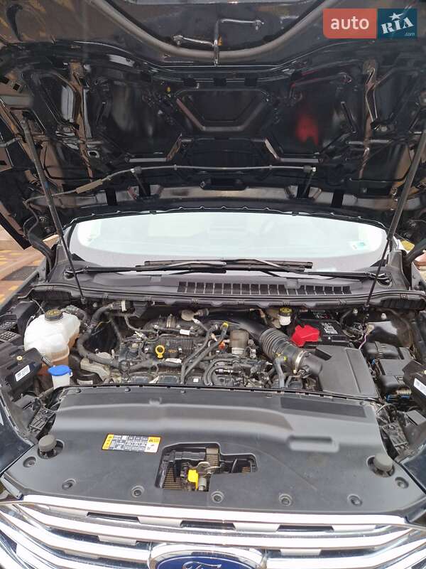 Внедорожник / Кроссовер Ford Edge 2022 в Могилев-Подольске