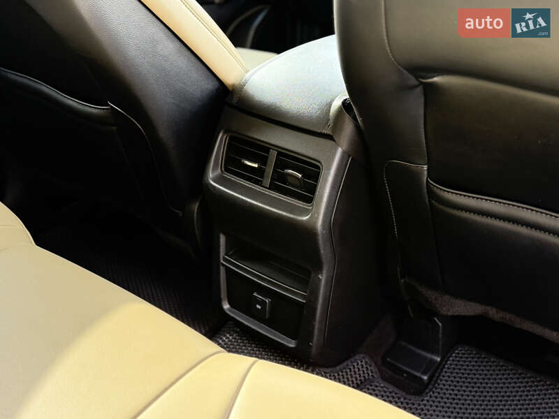 Внедорожник / Кроссовер Ford Edge 2018 в Киеве