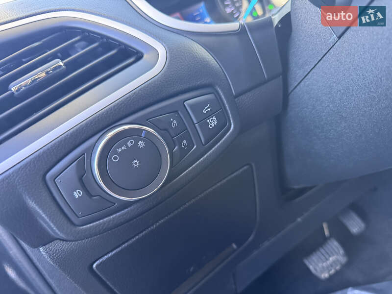 Внедорожник / Кроссовер Ford Edge 2020 в Ивано-Франковске