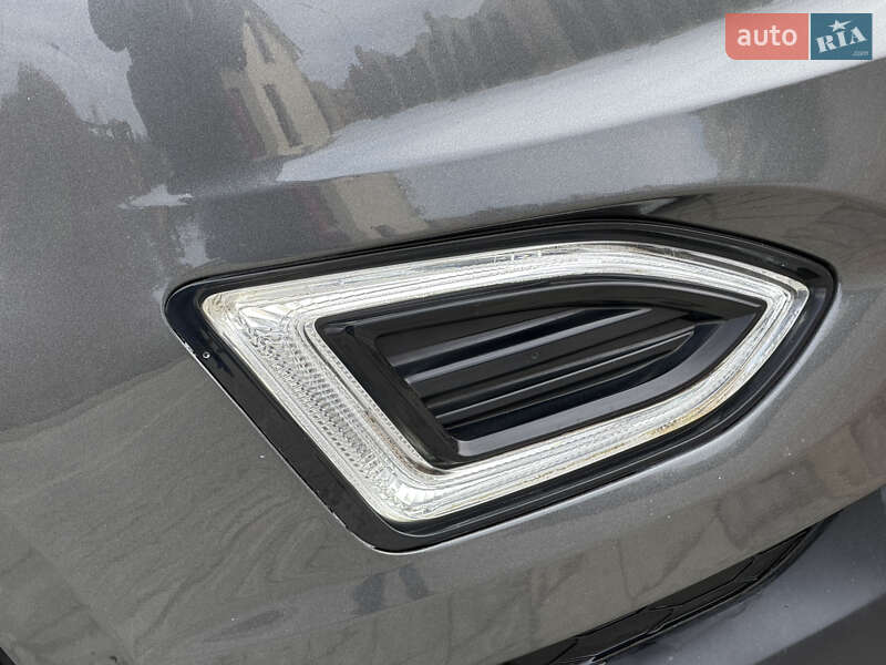 Внедорожник / Кроссовер Ford Edge 2016 в Дрогобыче