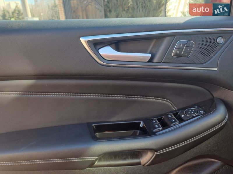 Позашляховик / Кросовер Ford Edge 2018 в Южноукраїнську