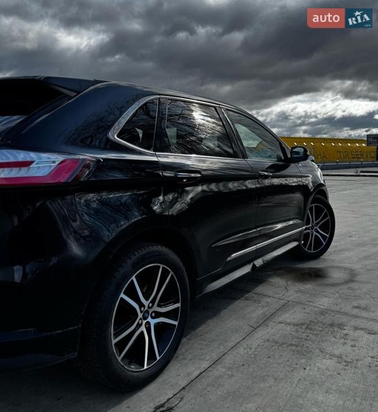 Внедорожник / Кроссовер Ford Edge 2018 в Ужгороде