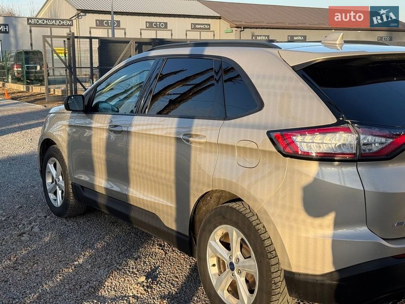 Позашляховик / Кросовер Ford Edge 2017 в Стрию