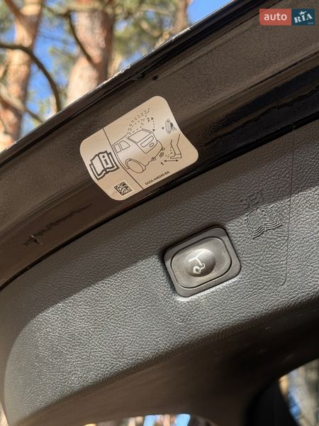 Позашляховик / Кросовер Ford Edge 2019 в Сумах