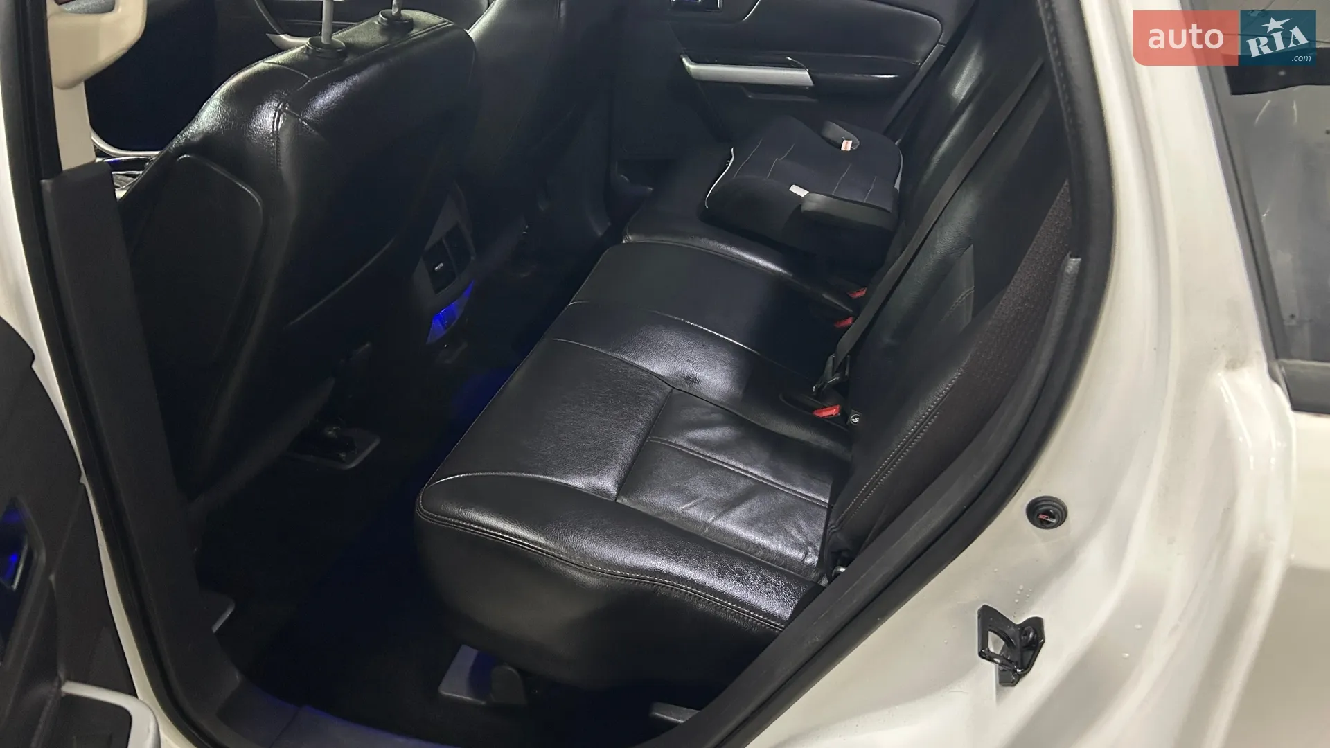 2011 Ford Edge - мініатюра 12