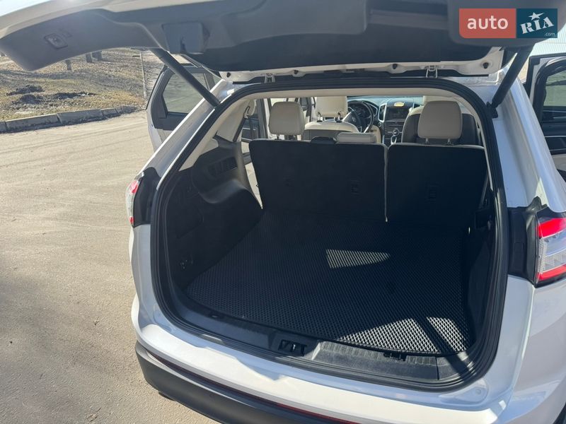 Позашляховик / Кросовер Ford Edge 2015 в Харкові