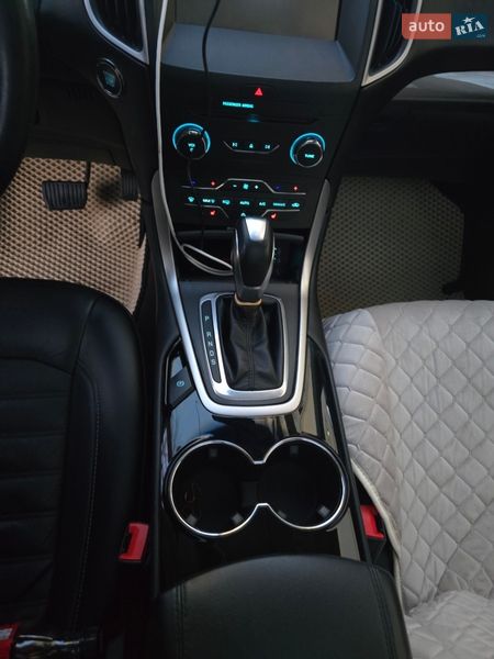 Позашляховик / Кросовер Ford Edge 2016 в Києві