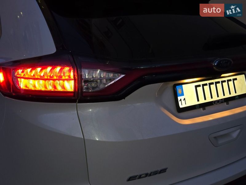 Позашляховик / Кросовер Ford Edge 2016 в Києві