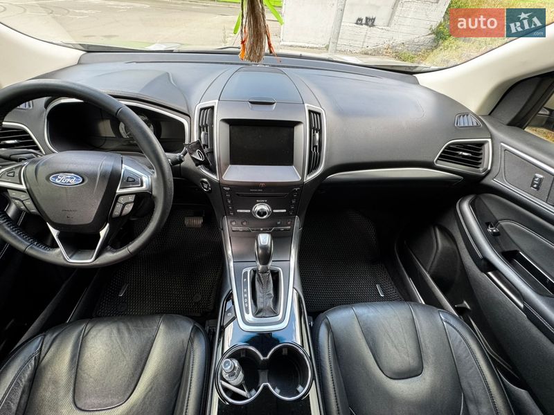 Внедорожник / Кроссовер Ford Edge 2017 в Киеве