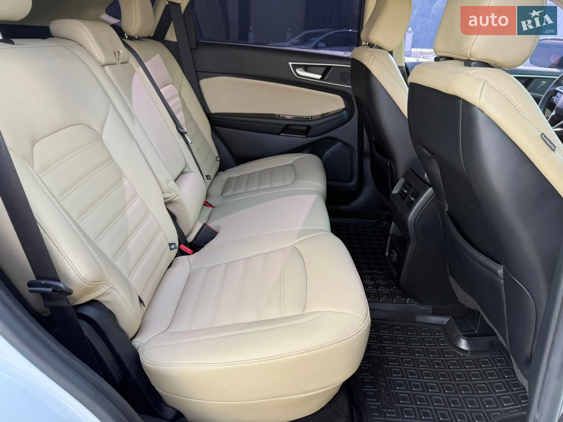 2019 Ford Edge - мініатюра 38