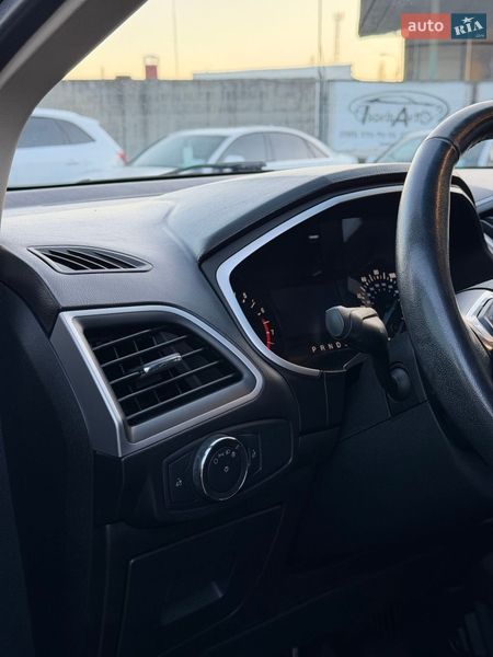 Внедорожник / Кроссовер Ford Edge 2017 в Чернигове