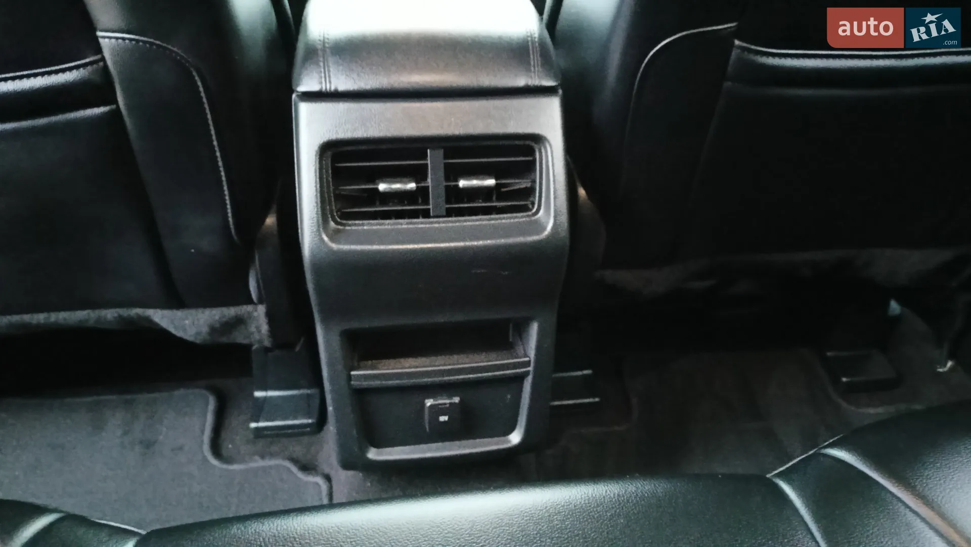 2019 Ford Edge - мініатюра 19