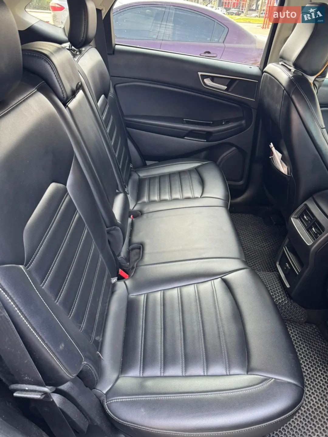 2019 Ford Edge - мініатюра 18