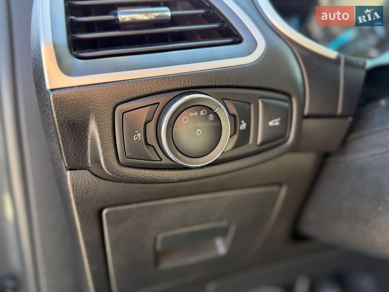 Внедорожник / Кроссовер Ford Edge 2017 в Львове