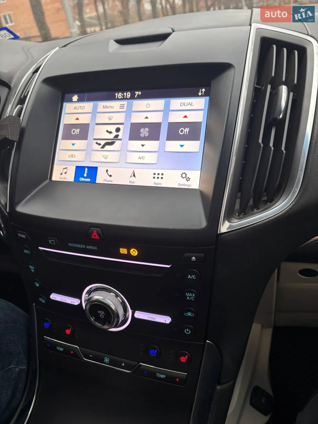 2019 Ford Edge - мініатюра 23