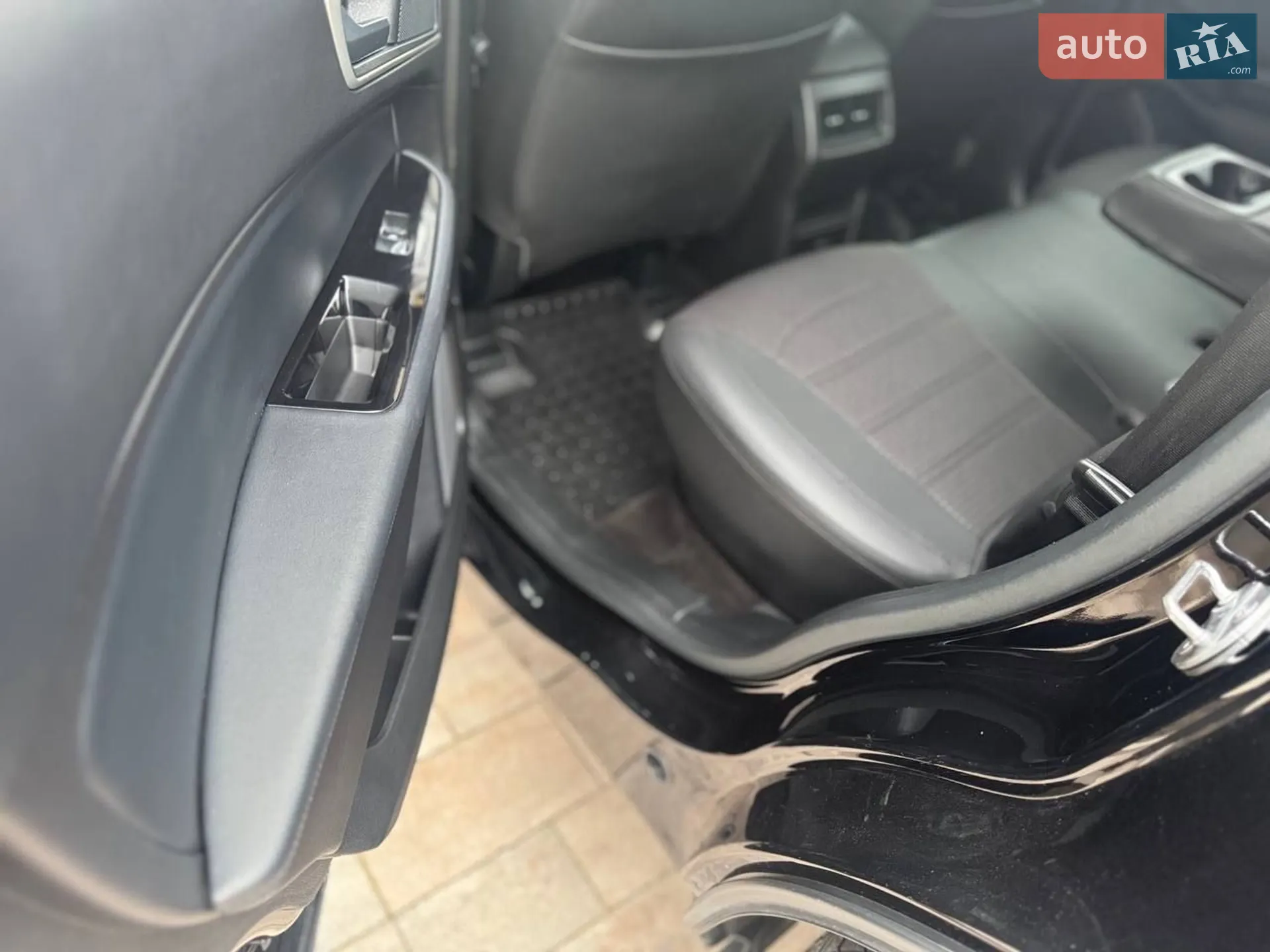 2018 Ford Edge - мініатюра 24