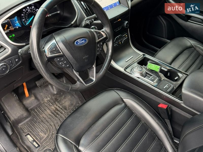 Позашляховик / Кросовер Ford Edge 2020 в Рівному