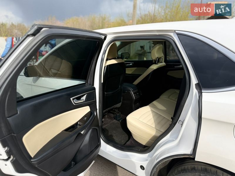 Внедорожник / Кроссовер Ford Edge 2017 в Кривом Роге
