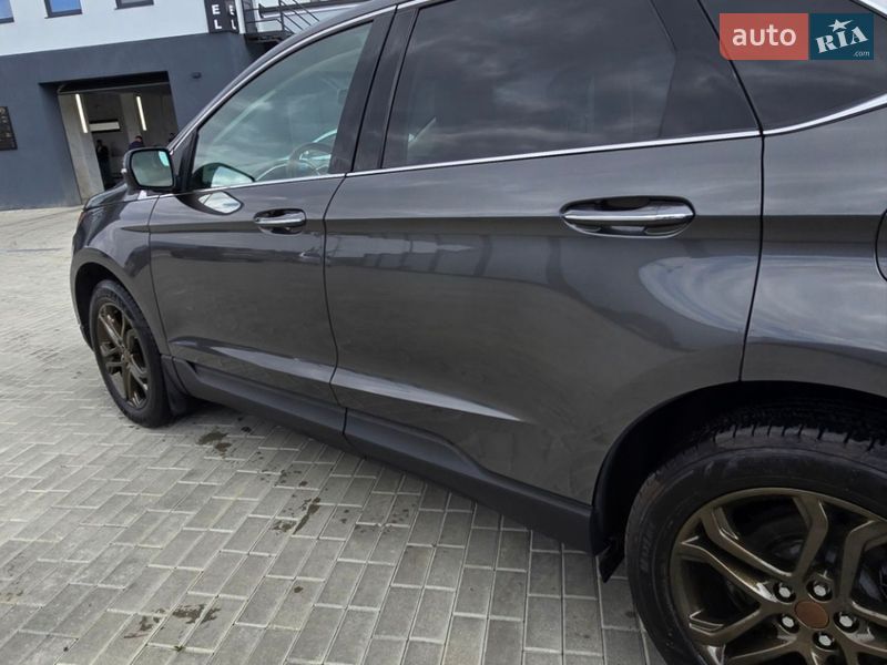 Внедорожник / Кроссовер Ford Edge 2017 в Ужгороде