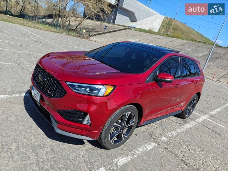 Позашляховик / Кросовер Ford Edge 2018 в Києві