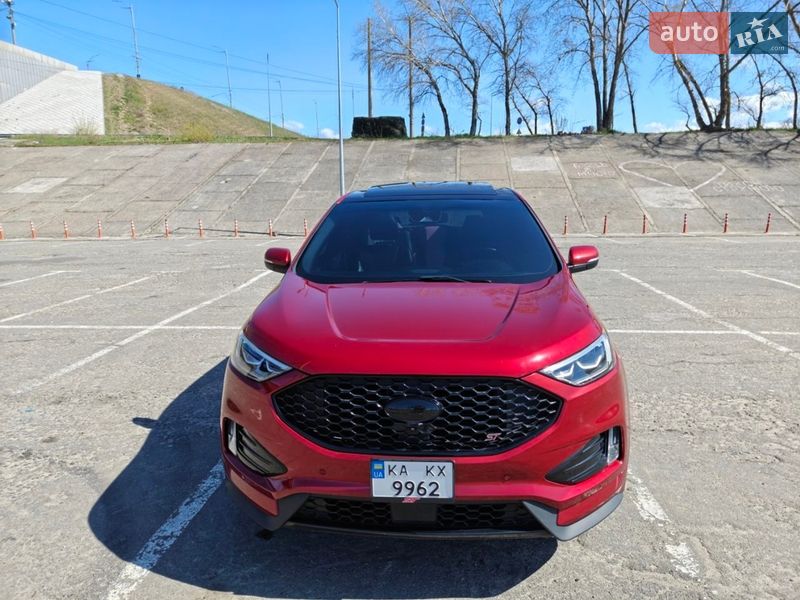 Позашляховик / Кросовер Ford Edge 2018 в Києві