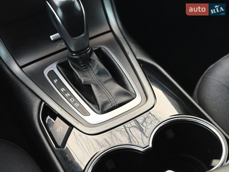 Позашляховик / Кросовер Ford Edge 2015 в Миколаєві