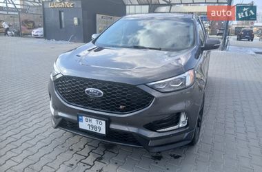 Позашляховик / Кросовер Ford Edge 2019 в Чернівцях
